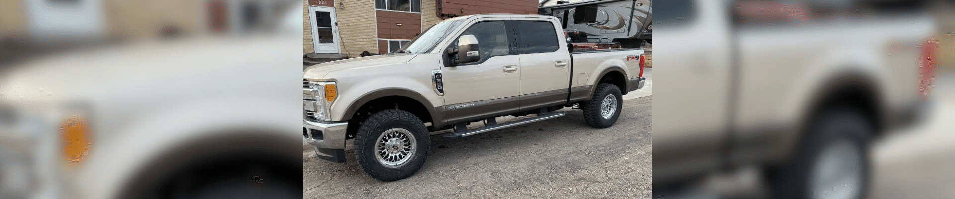 Ford F-250 gallery img