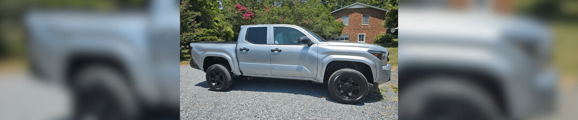 Toyota Tacoma GAllery image 2